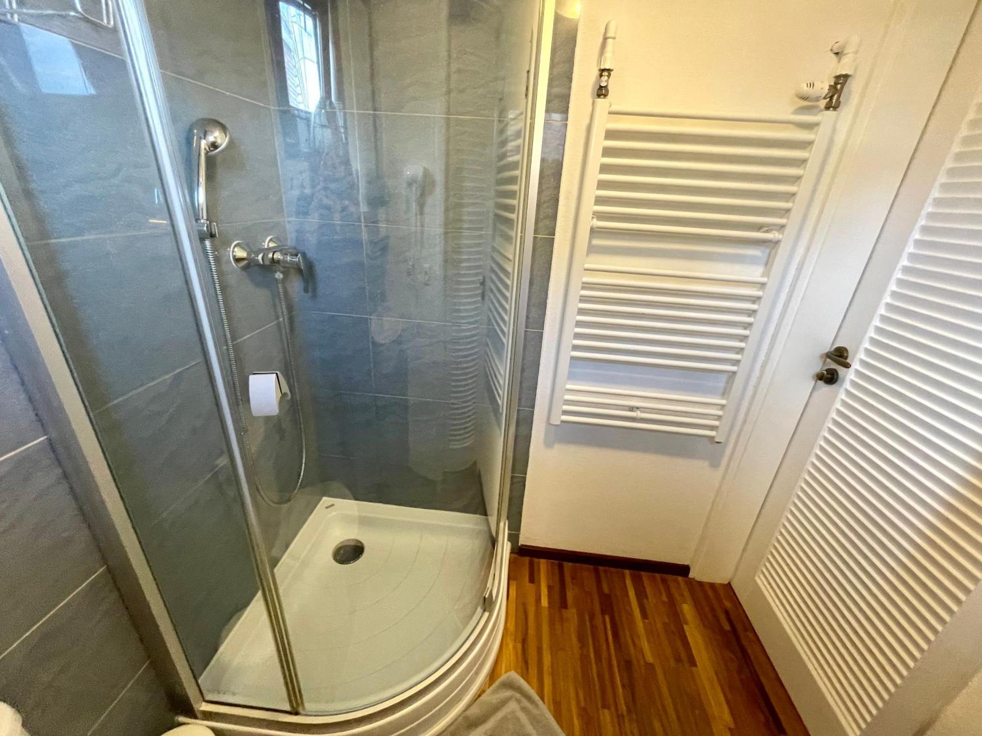 Bungalov Na Vode - Lobster Apartment Сенец Екстериор снимка
